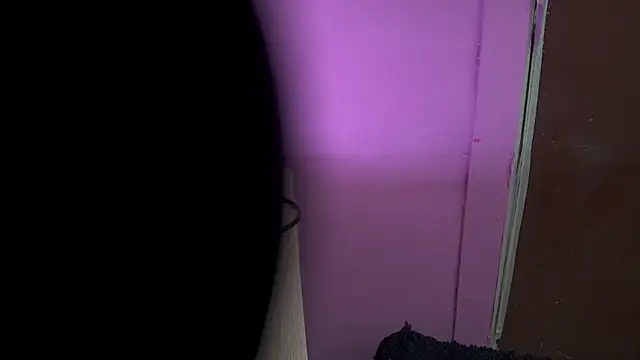 lolateton live sex cam