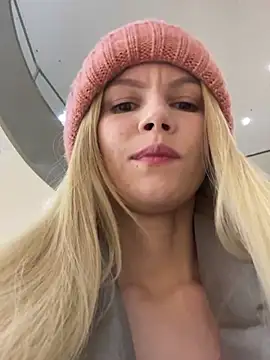 katty_cutey's cam snapshot