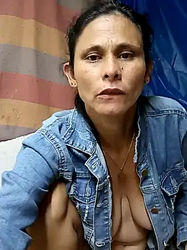 Yuliitza3's cam snapshot