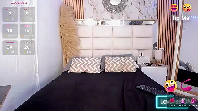 Oriana_Davis1's cam snapshot