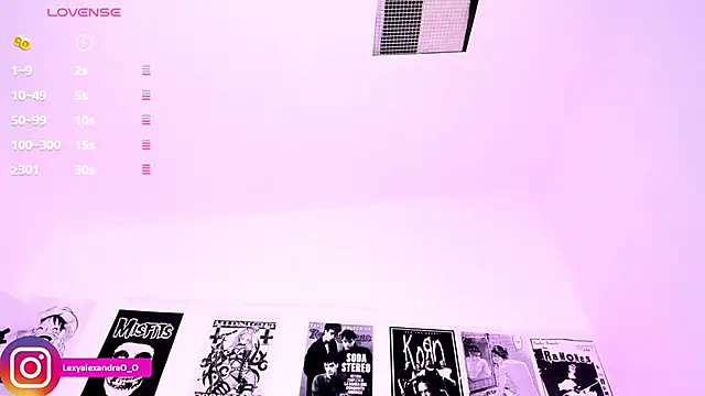 Lexyjoycce live sex cam