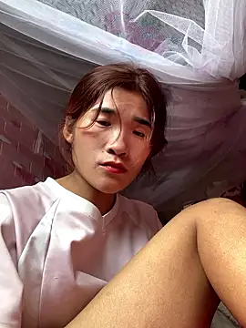 Mina-pusy's cam snapshot