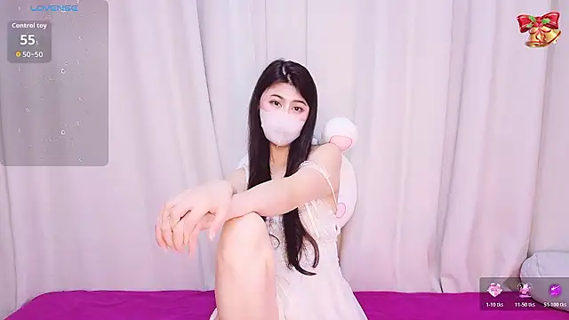 1-Emma-1's cam snapshot