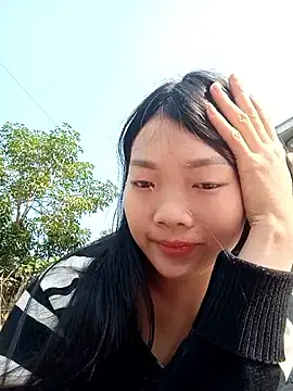 Thao201 live sex cam