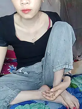 -Nicole-e's cam snapshot