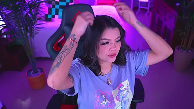 ambarEvans's cam snapshot