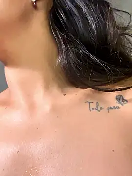 chicachocolate01's cam snapshot