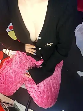 Alone_nothing's cam snapshot