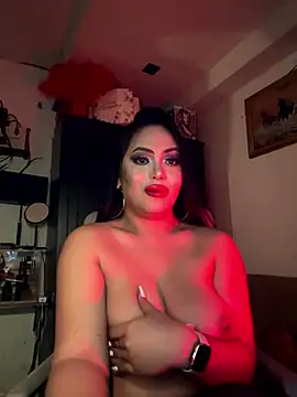 BigDominaMia live sex cam
