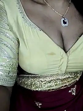 Hotty_Kavita live sex cam
