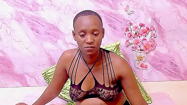 EbonyOlive69 live sex cam