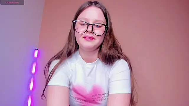 Lana_Delanay's cam snapshot