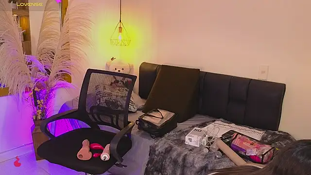 Hannah_williams1's cam snapshot