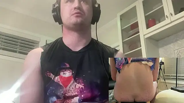 andrenoma427's cam snapshot