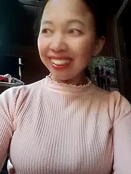 TRIEUTRIEU20's cam snapshot