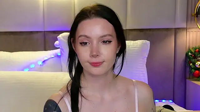 Goldy_Stark's cam snapshot