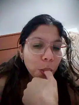 Carliina_Soussa's cam snapshot