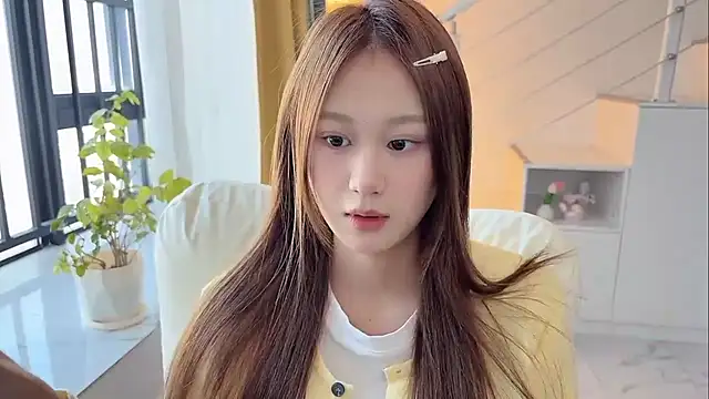 Cassie-20 live sex cam