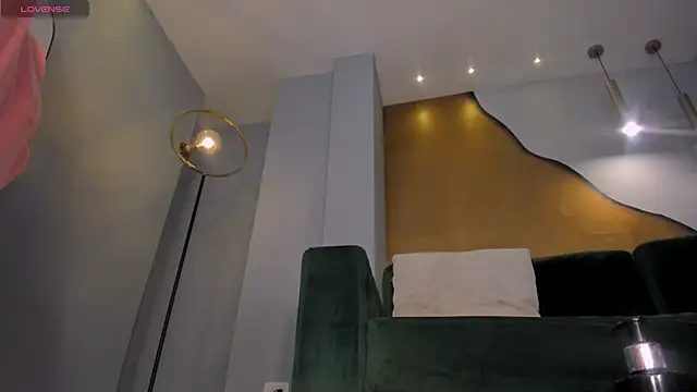 ZaraKafruni live sex cam