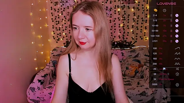 Evaa_Grey's cam snapshot