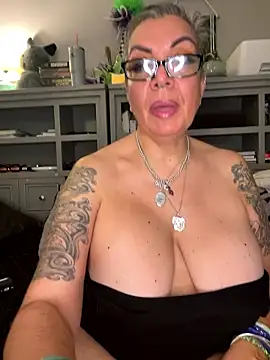 dieseldame1313 live sex cam