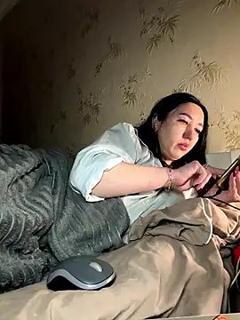 Naughtbaby_2025 live sex cam