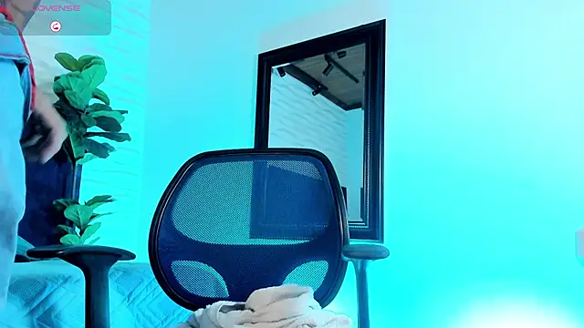 DrakeNeumann live sex cam