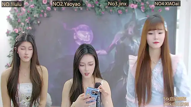 DogdogSM live sex cam