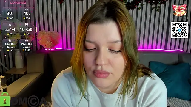 Michele_Greenn's cam snapshot