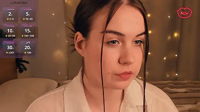 LoreeScialdone's cam snapshot