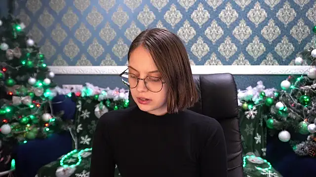 CharlyWines's cam snapshot