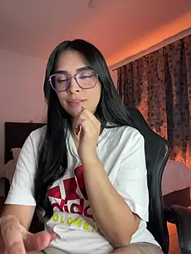 Linna_Cam's cam snapshot