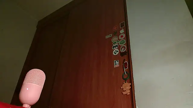 SmokyDee live sex cam