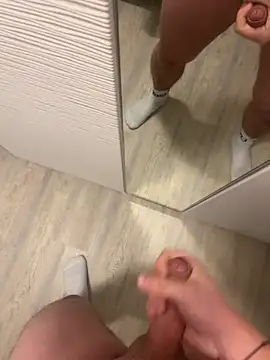 CroKita17's cam snapshot