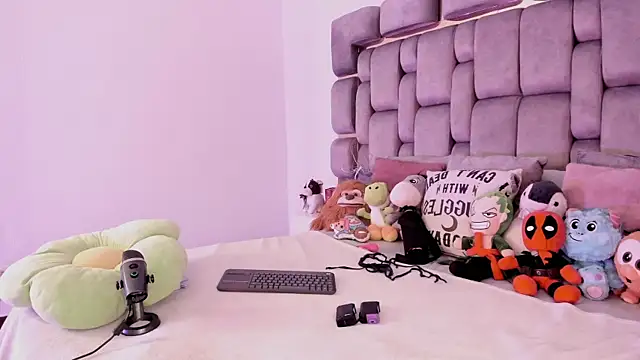 Camila_Matinez_'s cam snapshot