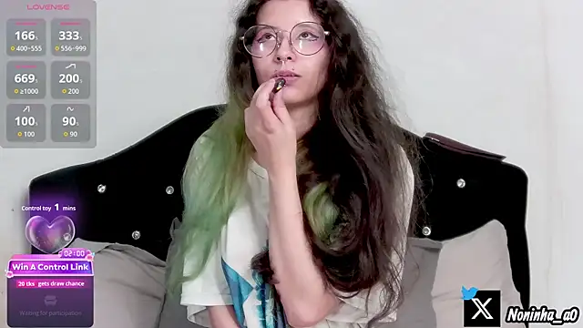 Noninha_'s cam snapshot