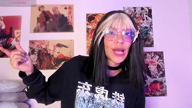 Luna-Chann's cam snapshot