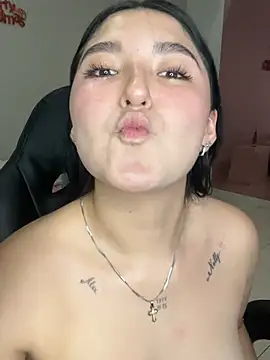 Celestee69 live sex cam