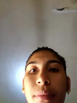 skinnyrox live sex cam