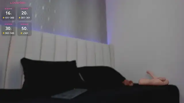 Miia_montero_'s cam snapshot