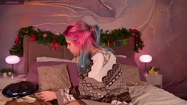 LiraBelle's cam snapshot