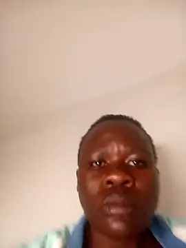 MINNYIRI's cam snapshot