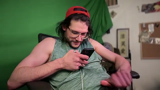 MasterDaddyCool's cam snapshot