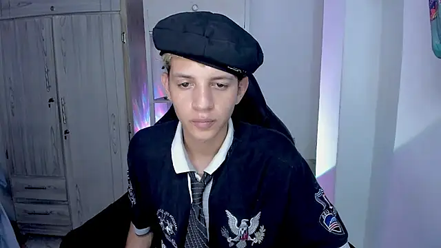 tylernova's cam snapshot