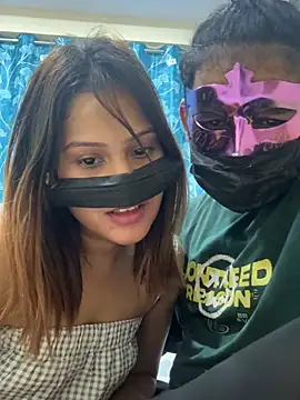 UNIQUE_COUPLE_ live sex cam