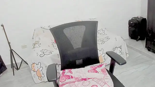 Naoko_7w7's cam snapshot