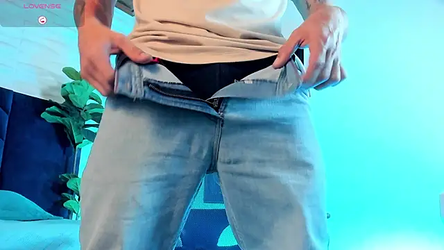 DrakeNeumann live sex cam