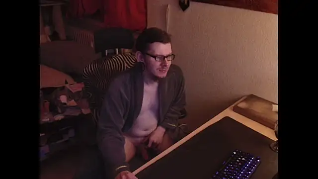 Tunnelfreak069 live sex cam