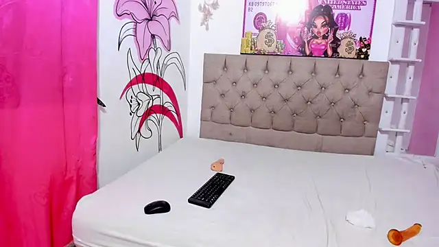 Sophie_and_andress's cam snapshot