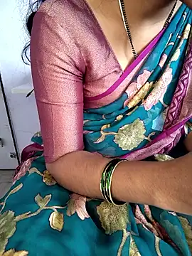 Cute-Telugu-Teacher live sex cam